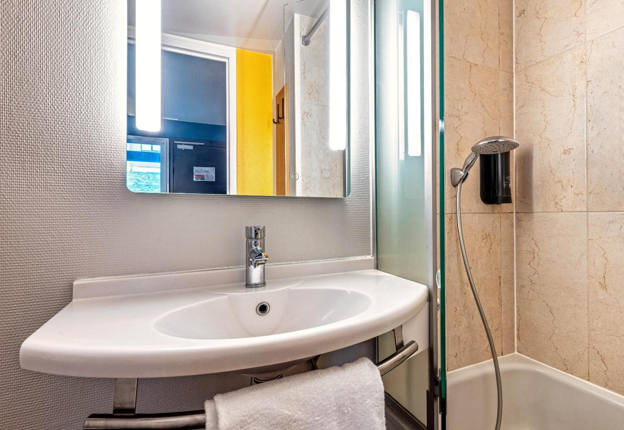 B&B Hotel Quimper Nord Douarnenez Экстерьер фото